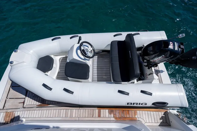 Kiska Yacht Photos Pics 