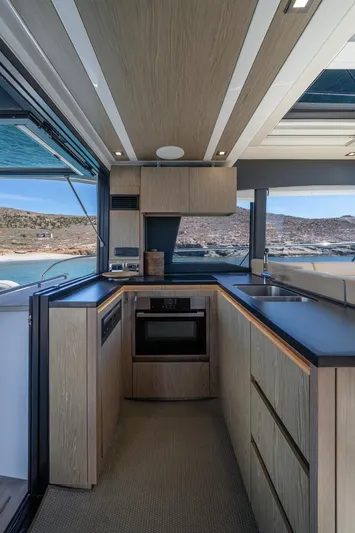 Kiska Yacht Photos Pics 