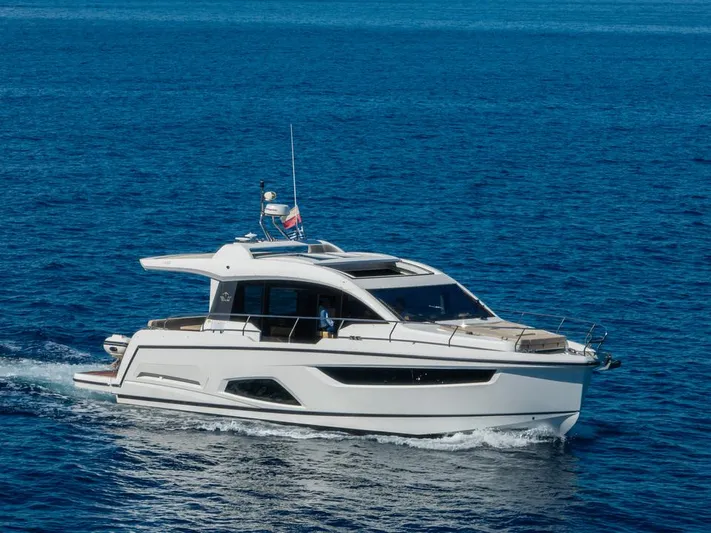 Kiska Yacht Photos Pics 