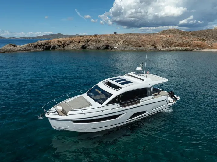 Kiska Yacht Photos Pics 