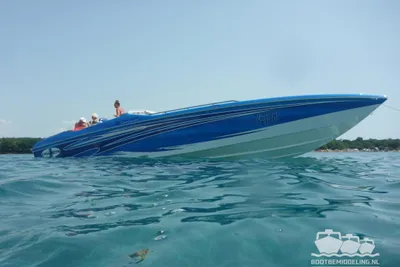 2008 Cigarette 39 Top Gun Unlimited.