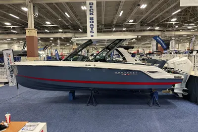 Monterey Elite 30 Bowrider