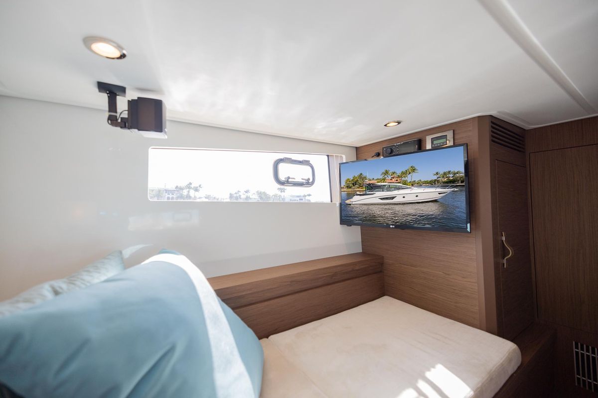 2019 Beneteau 46 