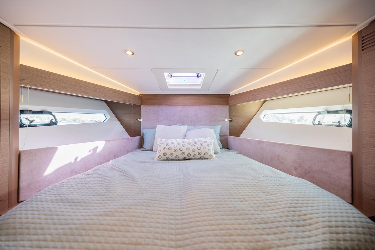 2019 Beneteau 46 