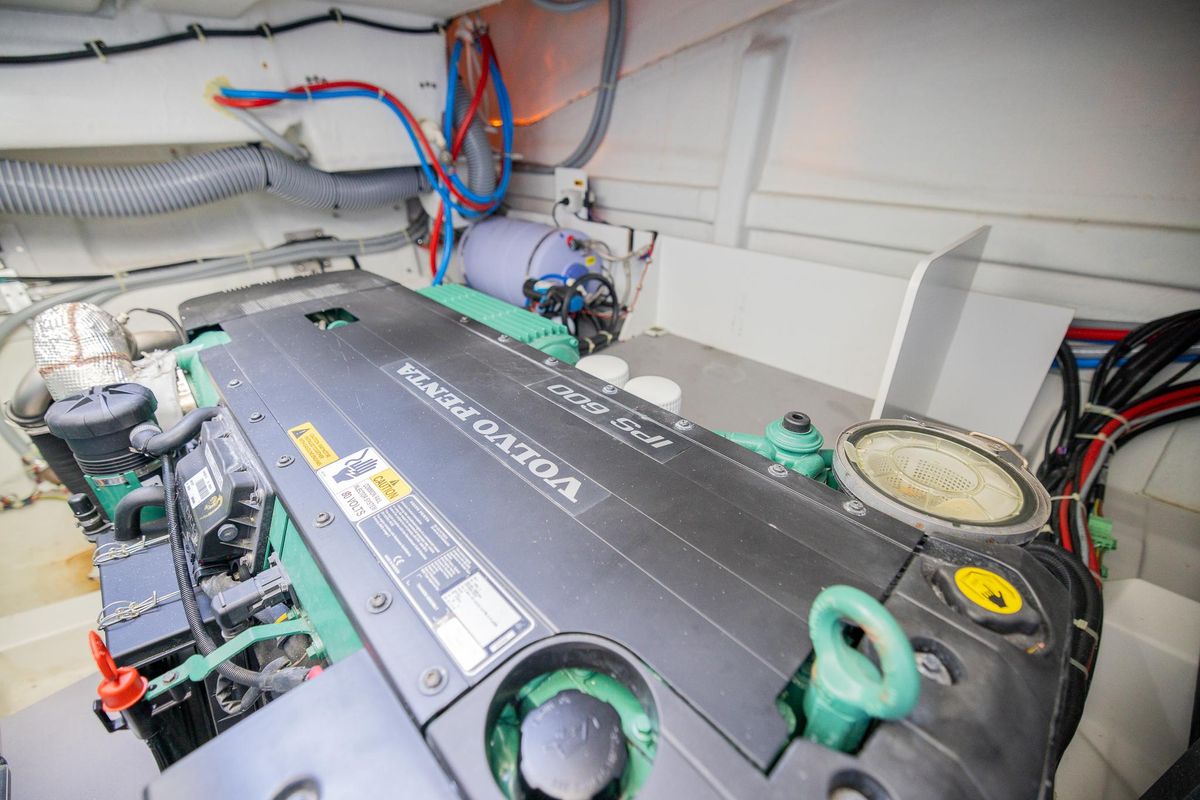 2019 Beneteau 46 