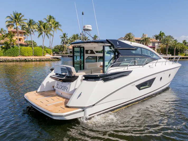 Elixir Yacht Photos Pics 