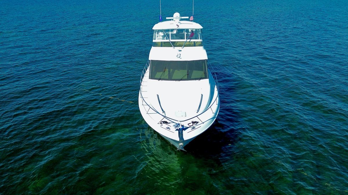 2003 Hatteras 63 