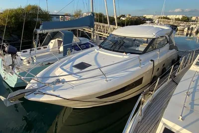 2017 Jeanneau Leader 36