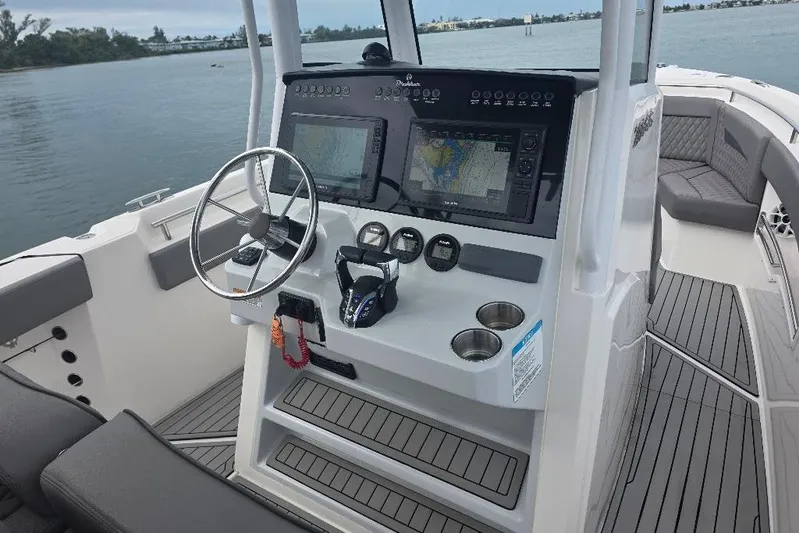  Yacht Photos Pics 2023 Drakkar 280CC