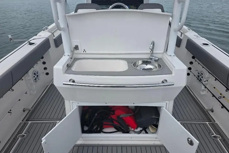  Yacht Photos Pics 2023 Drakkar 280CC