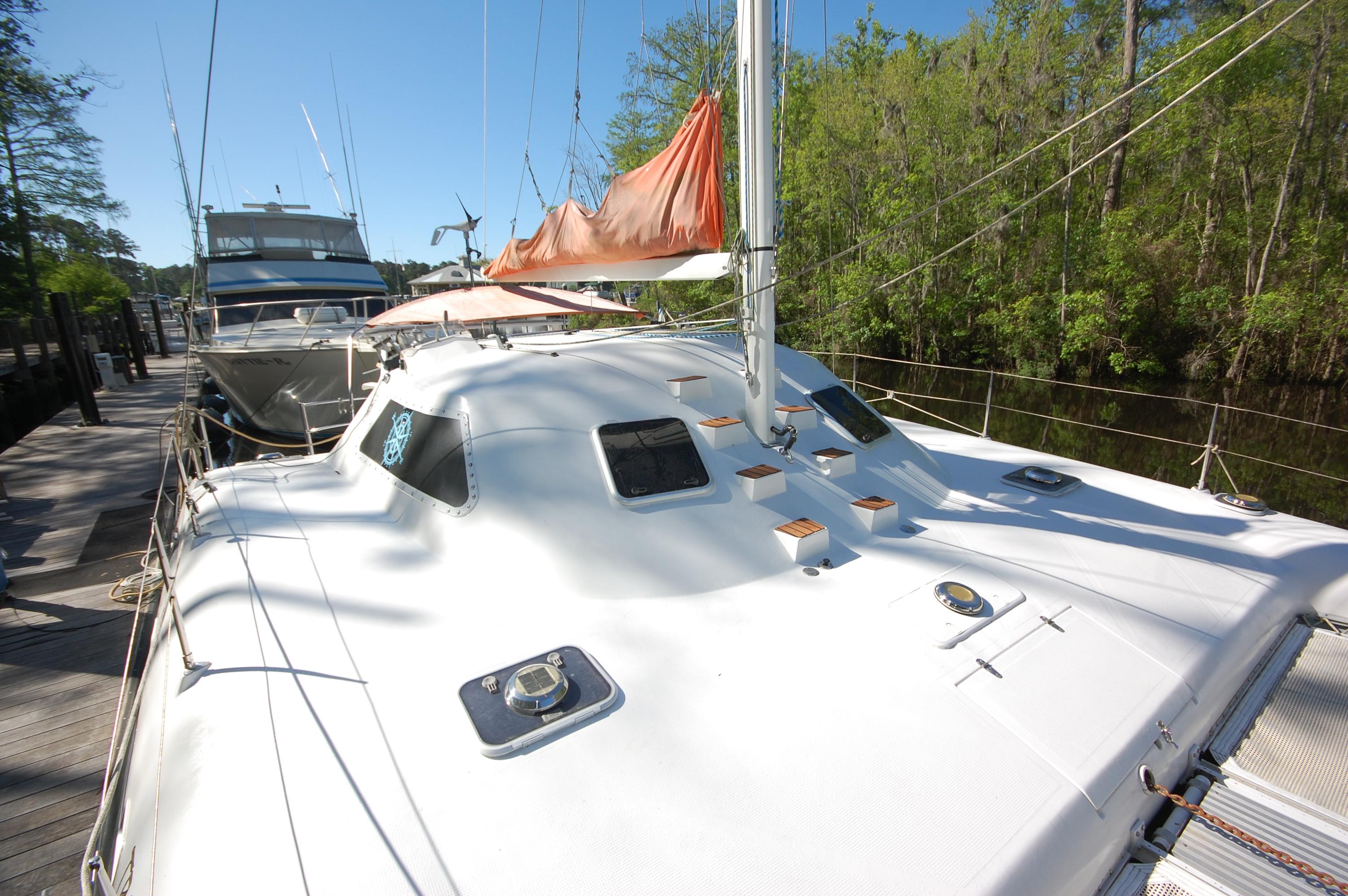 1999 wildcat 35 catamaran