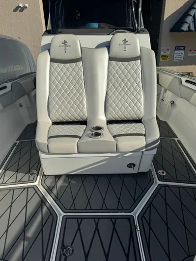 Aqua Divina Yacht Photos Pics 