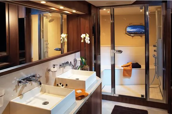  Yacht Photos Pics Manufacturer Provided Image