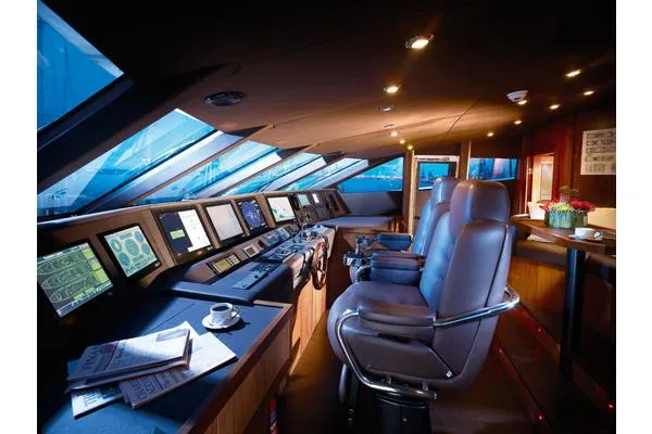  Yacht Photos Pics Manufacturer Provided Image