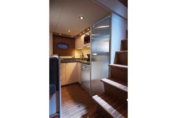  Yacht Photos Pics Manufacturer Provided Image