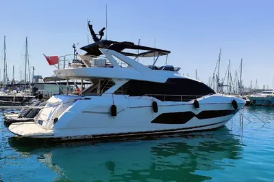 Sunseeker 76 Yacht