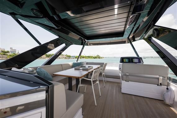 2023 Ferretti Yachts 73 