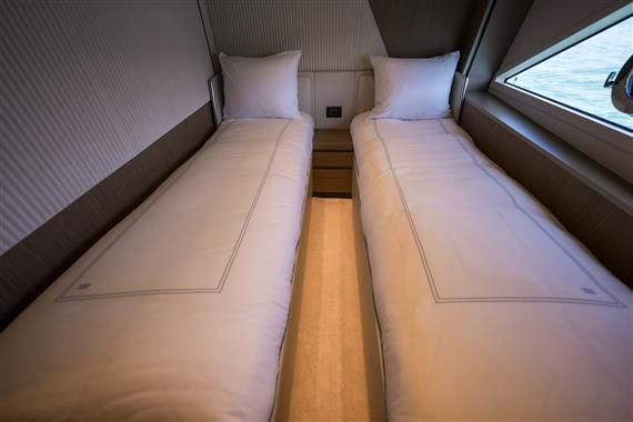2023 Ferretti Yachts 73 
