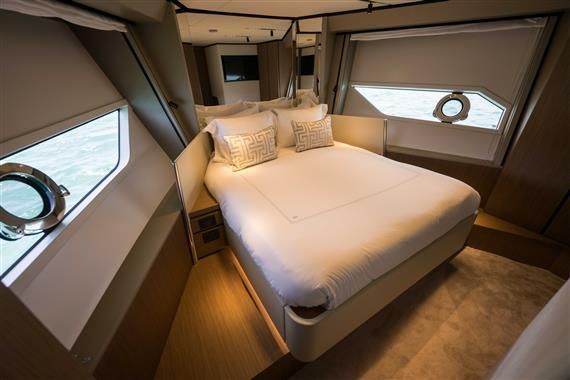 2023 Ferretti Yachts 73 
