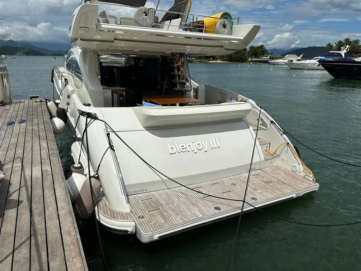 B-enjoy III Yacht Photos Pics 