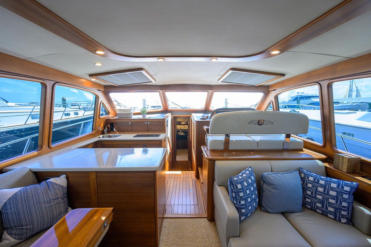 2023 Palm Beach Motor Yachts 55 