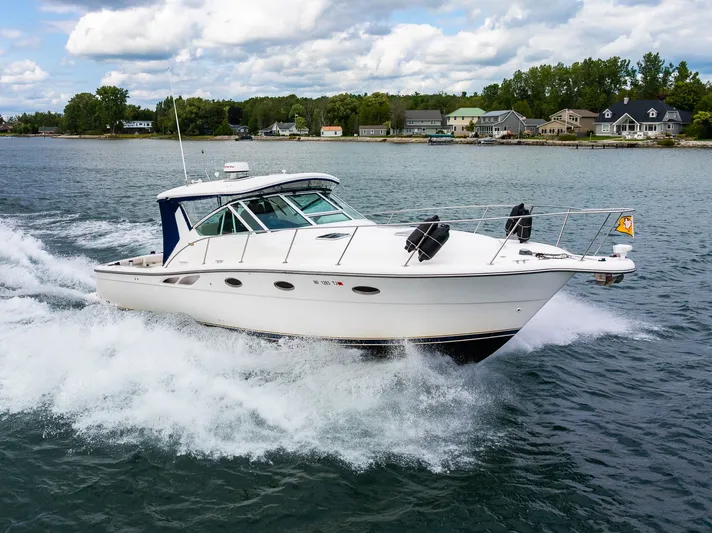 Just Bob'n Yacht Photos Pics 