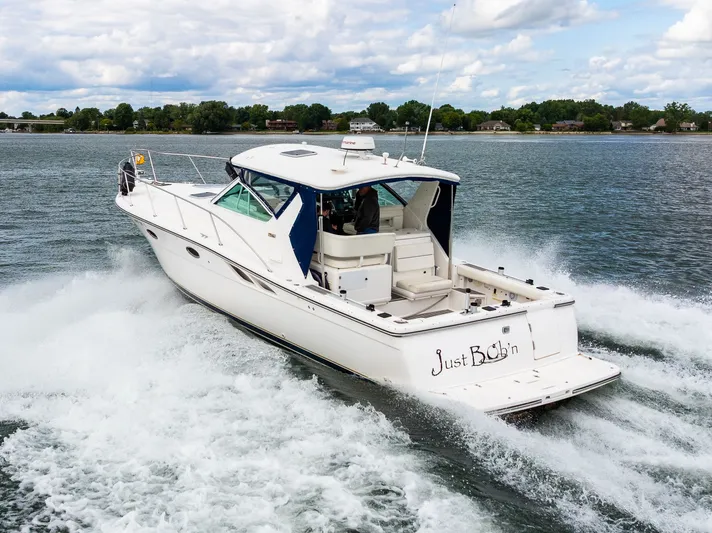 Just Bob'n Yacht Photos Pics 