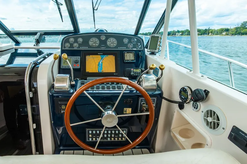 Just Bob'n Yacht Photos Pics 