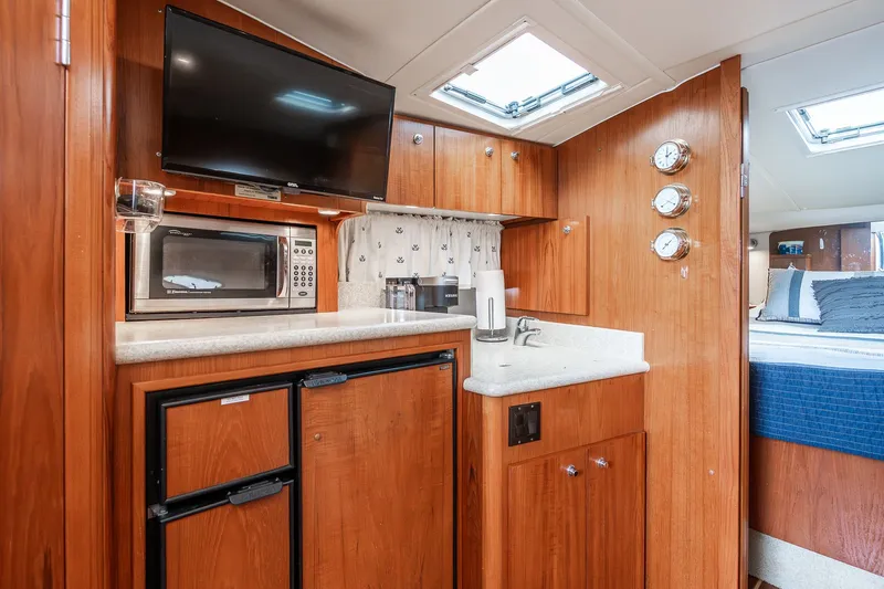 Just Bob'n Yacht Photos Pics 