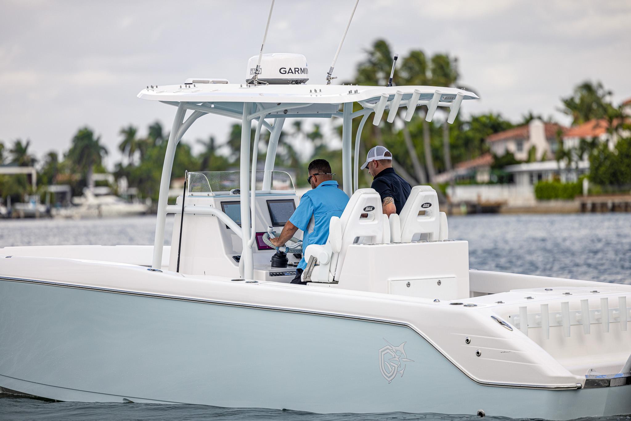 Small Center Console Boats Under 20 Feet - Port 32