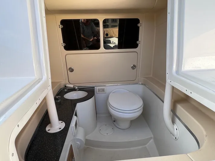  Yacht Photos Pics Spacious & Private Enclosed Head/Shower