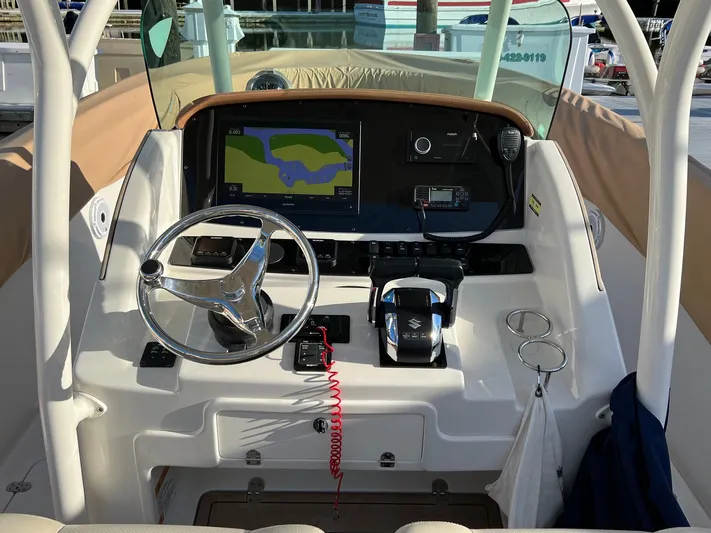  Yacht Photos Pics Console