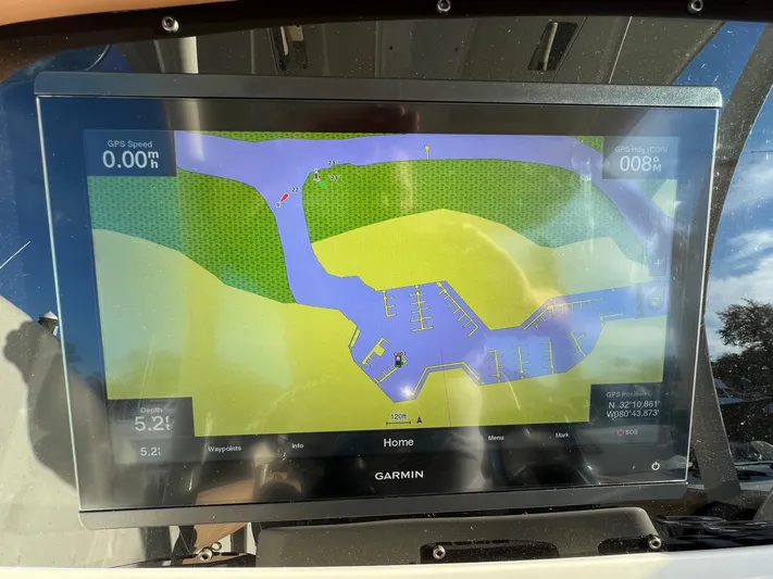  Yacht Photos Pics Garmin Touch-Screen