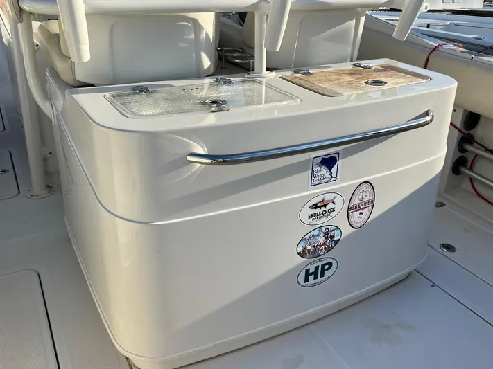  Yacht Photos Pics Aft-of-Helm