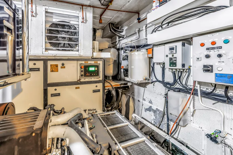 Star Saphire Yacht Photos Pics Engine room of a 2007 Bilgin 117 yacht with control panels and machinery.