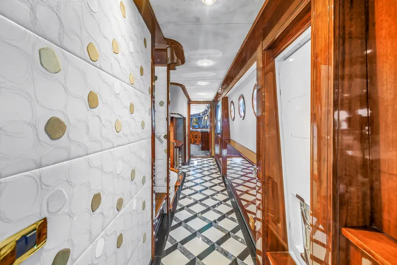 Star Saphire Yacht Photos Pics Luxurious yacht interior hallway with elegant wood paneling and geometric flooring, Bilgin 117, 2007.