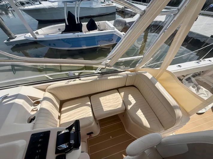 Short N' Girthy Yacht Photos Pics 