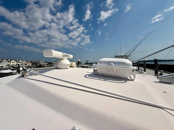 Short N' Girthy Yacht Photos Pics 