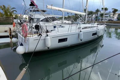2019 Beneteau Oceanis 51.1