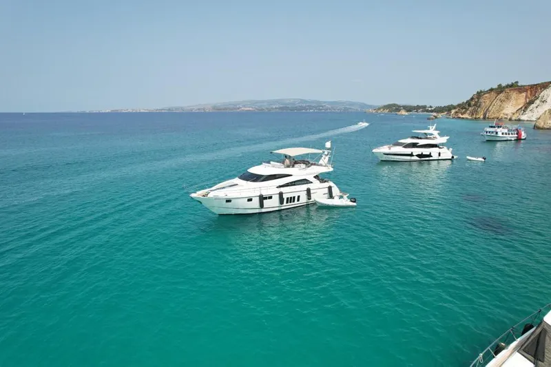  Yacht Photos Pics 