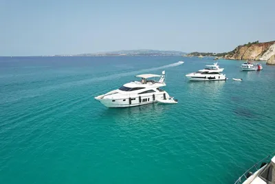 2015 Fairline Squadron 65