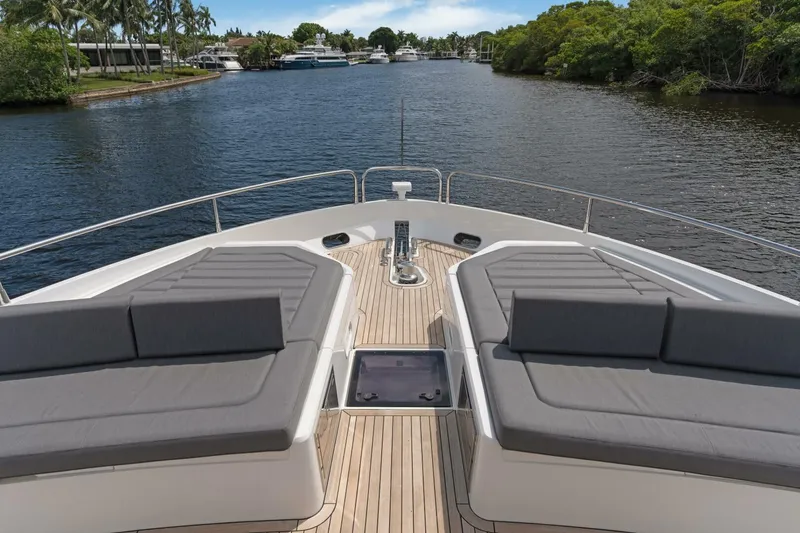  Yacht Photos Pics 2026 Sunseeker 76 Yacht - Image 58