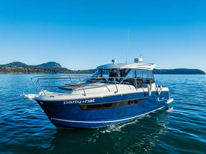 Party Hat Yacht Photos Pics 