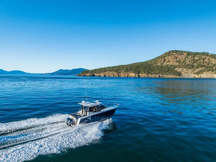 Party Hat Yacht Photos Pics 