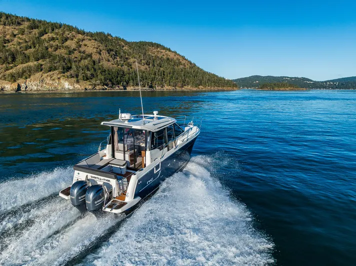 Party Hat Yacht Photos Pics 