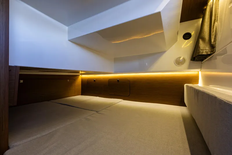 Party Hat Yacht Photos Pics 