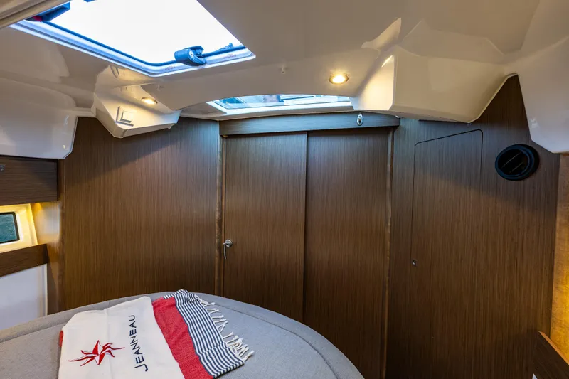 Party Hat Yacht Photos Pics 