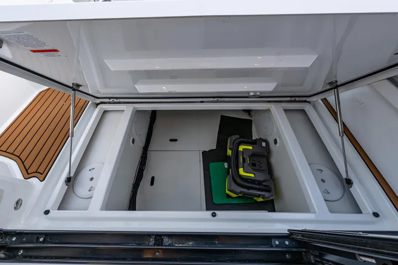 Party Hat Yacht Photos Pics 