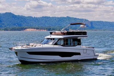 Jeanneau NC 1295 Fly