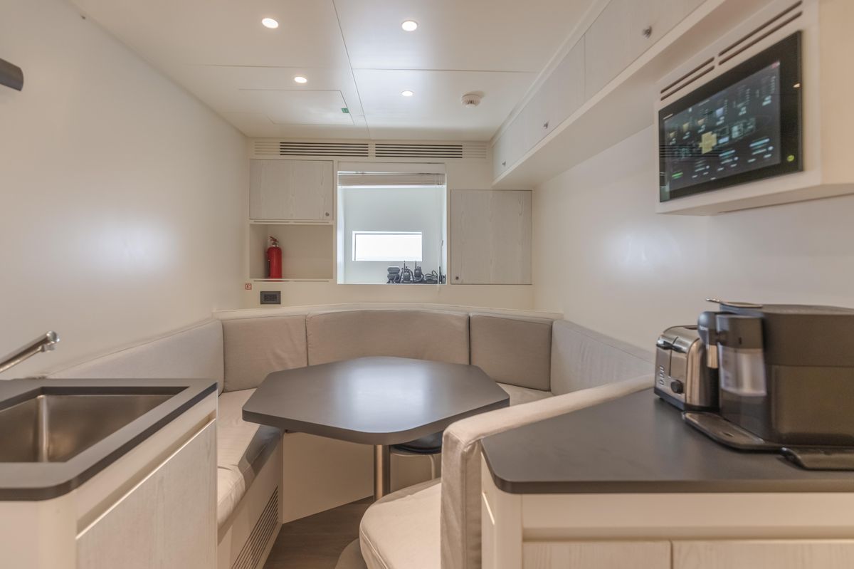 2023 Azimut 116 